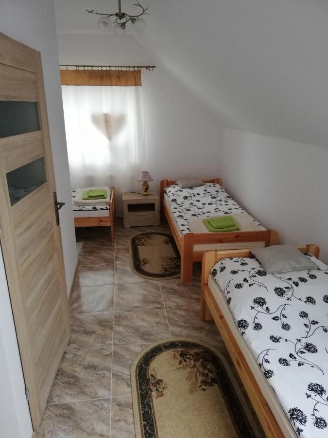 ホテル Potok 5 Zloczew エクステリア 写真